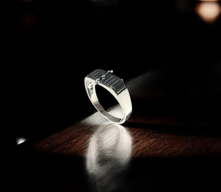 クロスネックレス