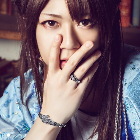KAORU 天然石のブレスレット リコリス 禍々し