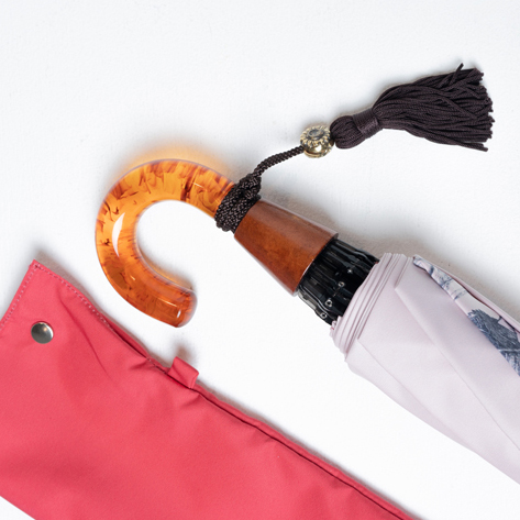 Automata Crown製のタッセルパーツがついた数量限定タイプ。限定タイプが完売した場合、パーツなしの通常タイプとなります。