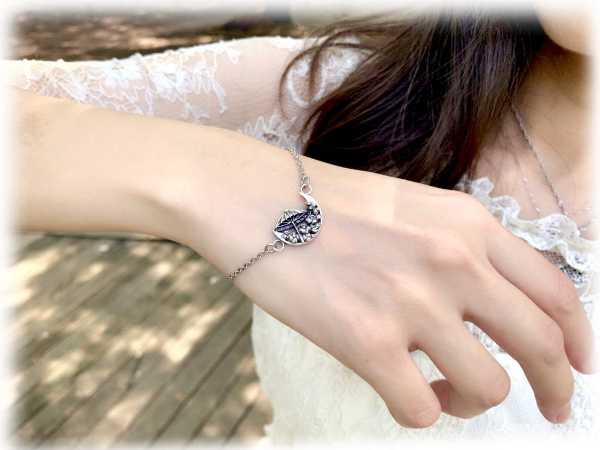 Ｊｕｌｉ　ユーリ　白樺ブレスレット ユーリ・プリセツキー モデル ブレスレット アクセサリー ユーリ